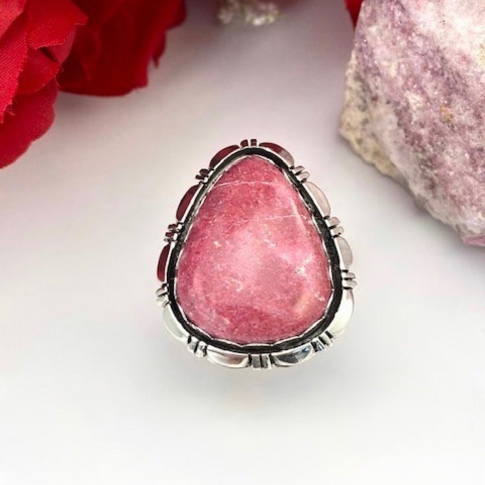 Shadow box Thulite Ring 9.5